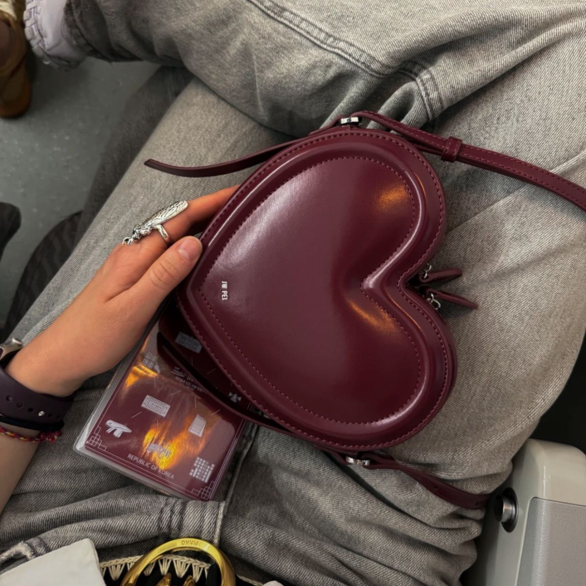 JWPEI heart-shaped crossbody b - Women Bags Jw Pei 评论和价格